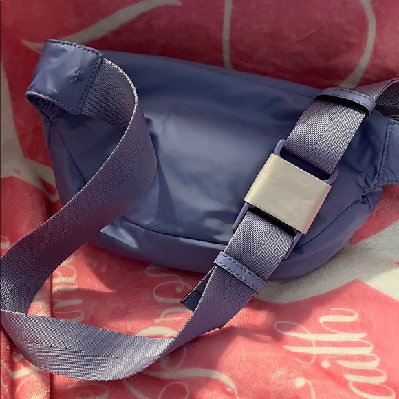 NWT Tory Burch Purple Belt Bag - Picture 5 of 9